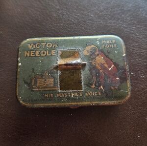 Victor Needle Tin with Dog Design VINTAGE